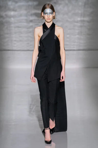 Look 38